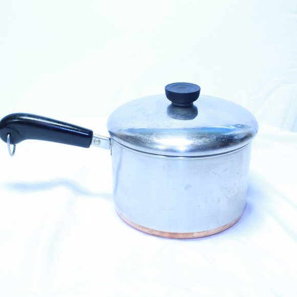 Revere Ware 1801 Copper Bottom 3 Quart Saucepan With Lid - Clinton, ILL - Picture 1 of 12